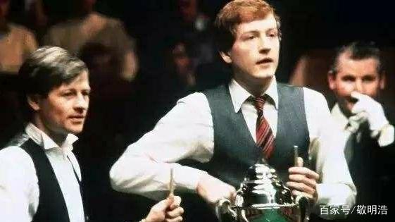 中拉开空间 中拉开空间