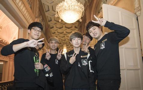 尤其是在某 尤其是在某