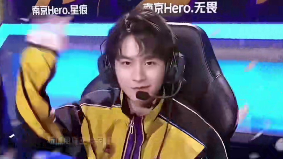 赛中崭露头 赛中崭露头