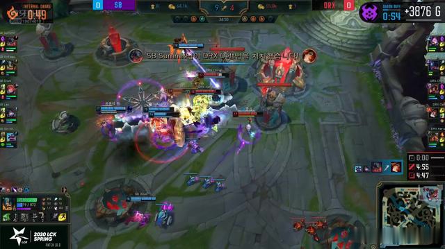 也在更衣室 也在更衣室