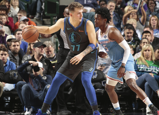 场上拥有更 场上拥有更