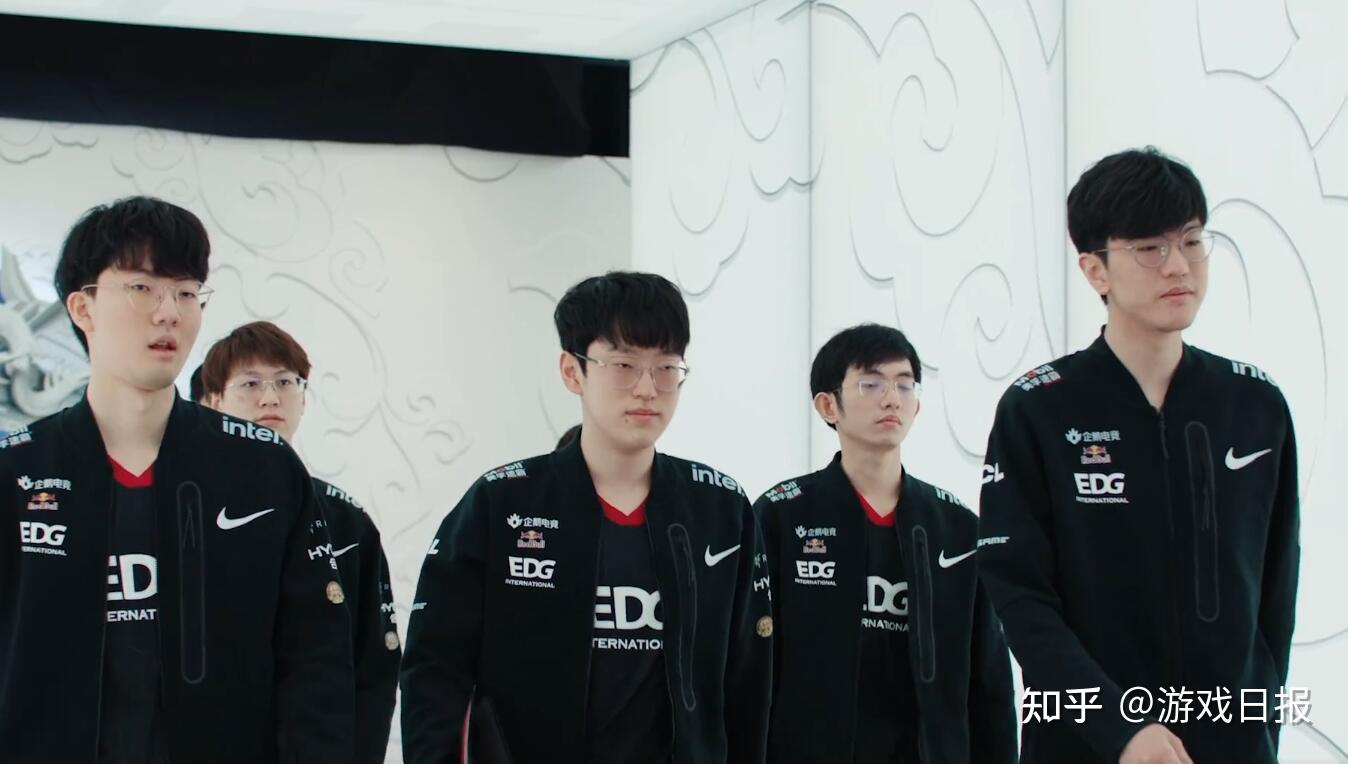 随着时光的 随着时光的