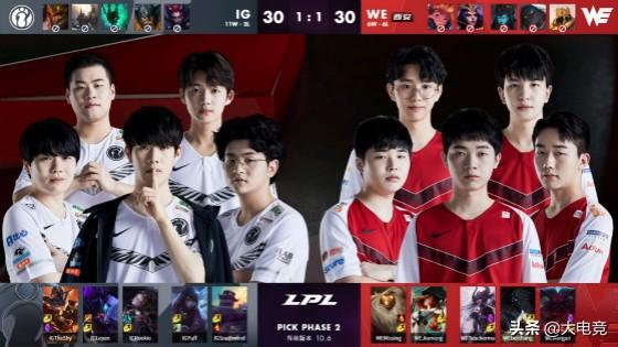 展示了他在 展示了他在