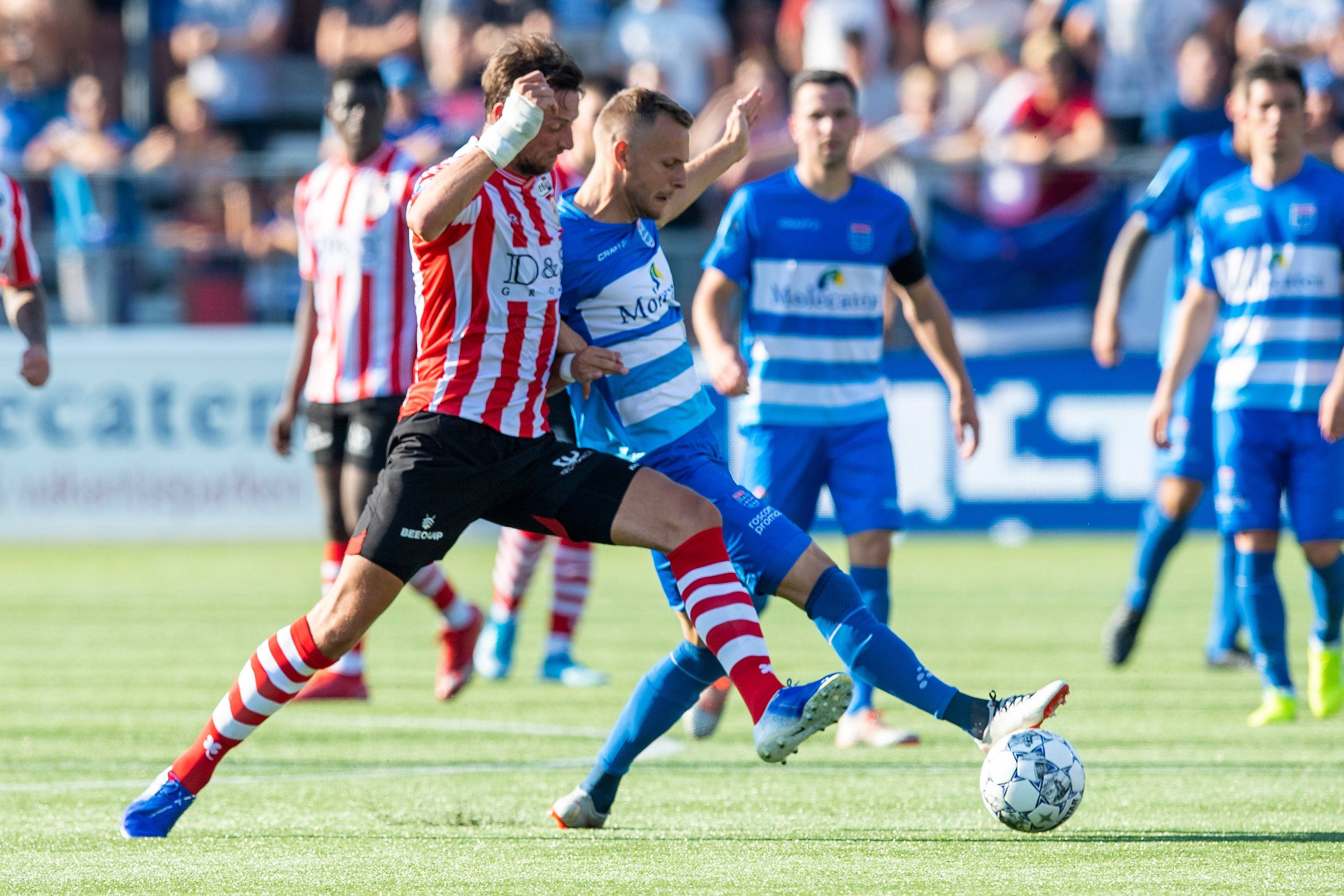 透露了主帅 透露了主帅